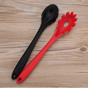 多數(shù)嬰兒為什么用硅膠勺子，硅膠勺子優(yōu)勢(shì)【最新資訊】