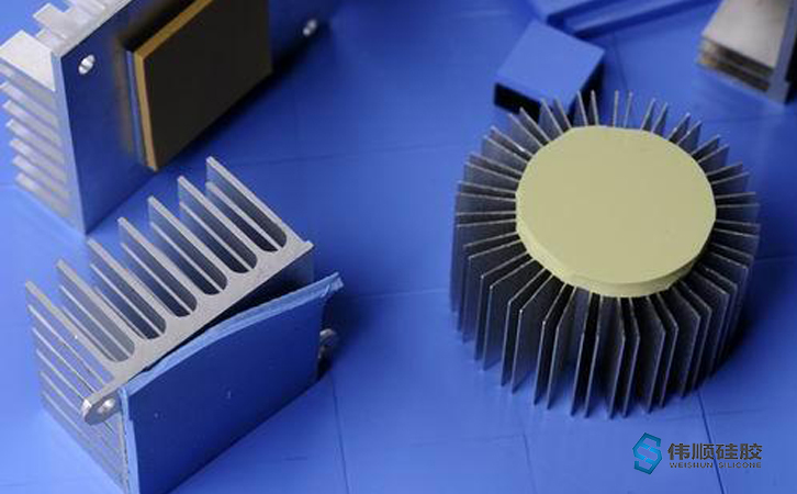 導(dǎo)熱硅膠片，確實(shí)牛