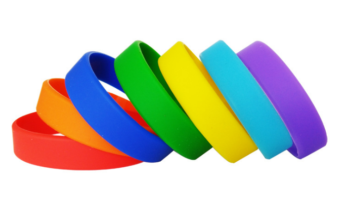 定制硅膠手環(huán)應(yīng)該注意什么？