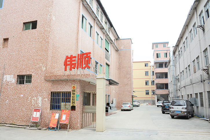 定制硅膠產(chǎn)品應(yīng)該注意什么 定制硅膠產(chǎn)品應(yīng)該注意什么