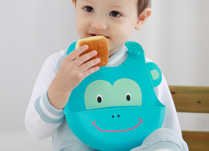 日常生活用到的硅膠產(chǎn)品有哪些--硅膠圍兜 日常生活用到的硅膠產(chǎn)品有哪些--硅膠圍兜