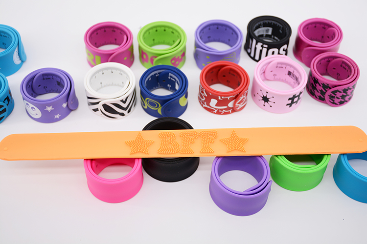 硅膠廚房用品,硅膠廚房用品為什么這么受歡迎,硅膠廚房用品的優(yōu)點(diǎn) 硅膠廚房用品,硅膠廚房用品為什么這么受歡迎,硅膠廚房用品的優(yōu)點(diǎn)