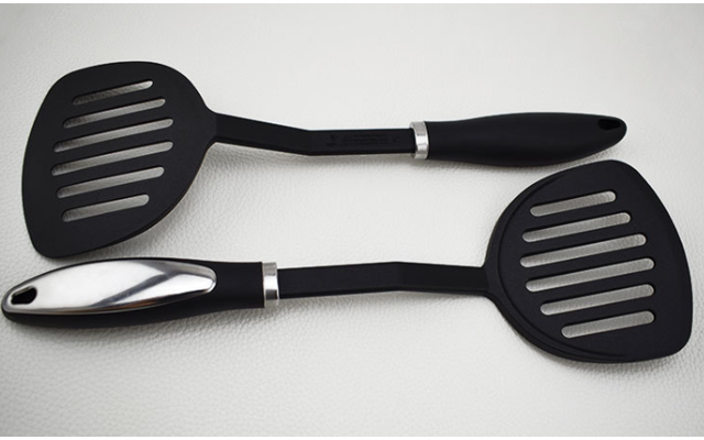 談談硅膠優(yōu)勢在哪